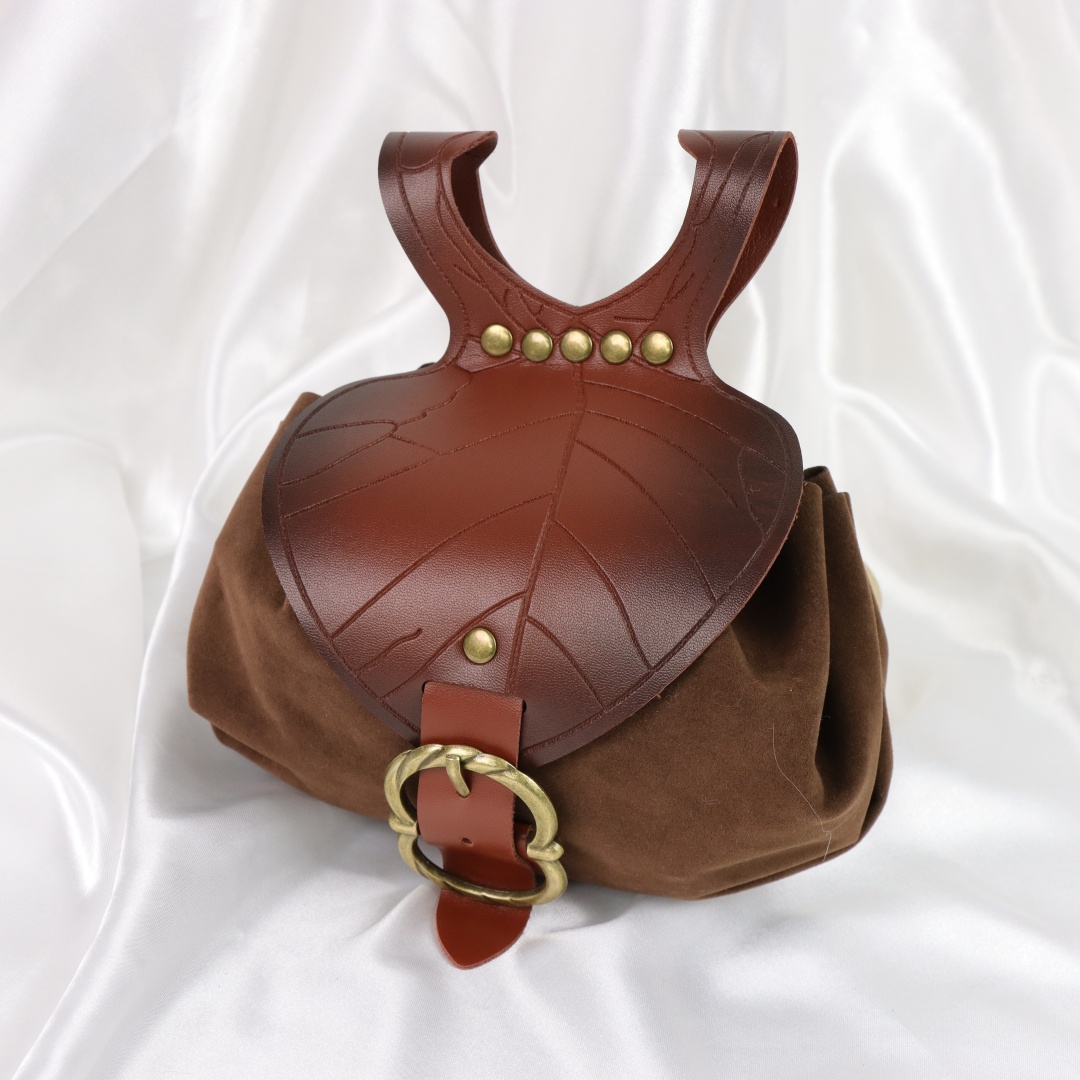 Halloween Medieval Leaf Shape  - Halloween Costume Adult recension och pris